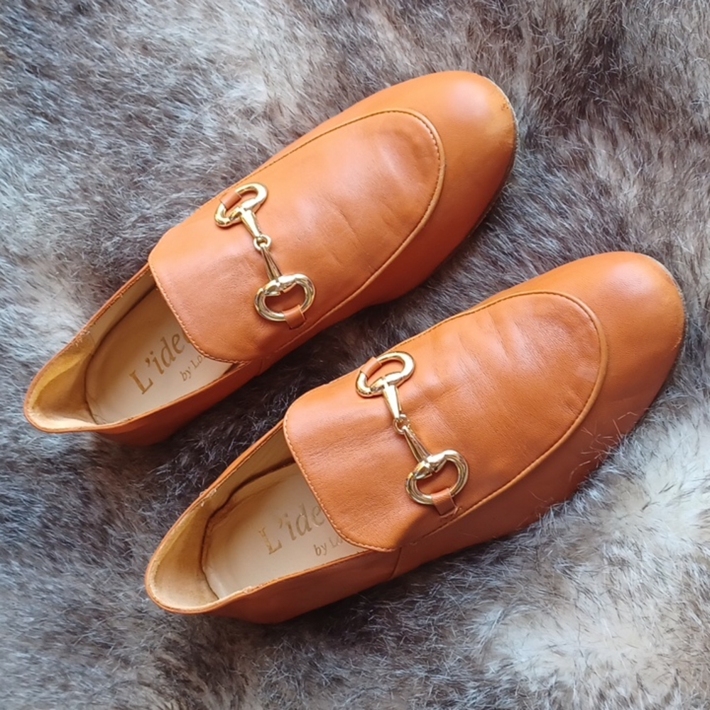 L'idea by Lori leather  loafers